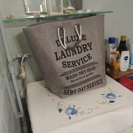 Romance View The Sea *