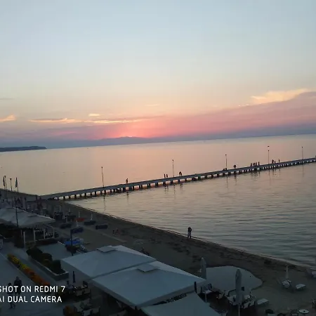 아파트 Romance View The Sea *