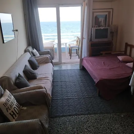 Romance View The Sea Peraía