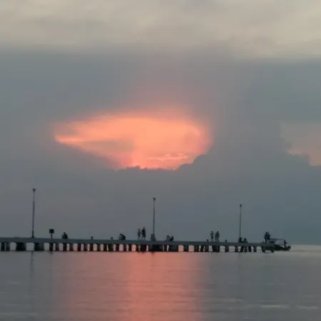 Romance View The Sea 公寓 *